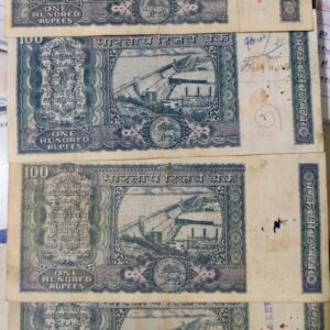 Set of 4 different 100 Rupees Banknotes