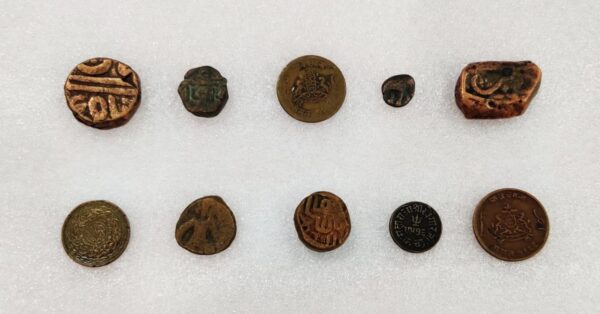 Collectible Set of 10 different ancient coins - Image 2