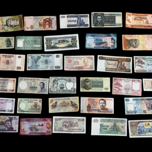 Set of 30 Different foreign countries banknotes