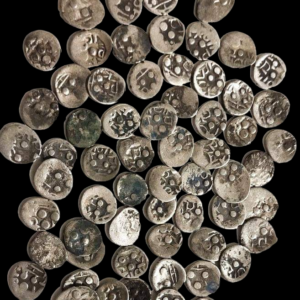 Chach of Aror Dynasty 631-711 A.D silver drachm