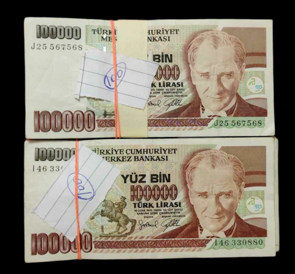 100,000 Lira Banknote Turkey