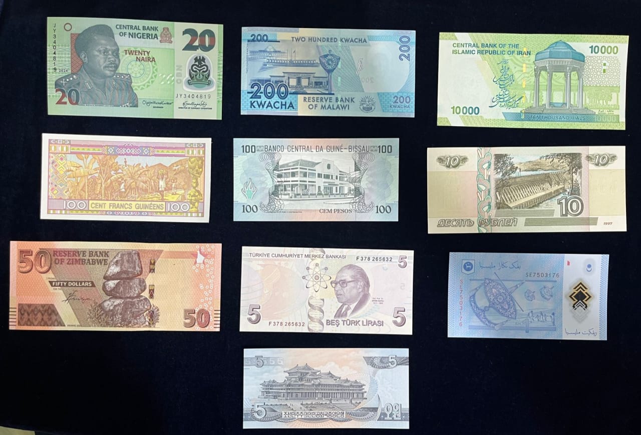 10 different foreign country banknote set-4 - Image 2