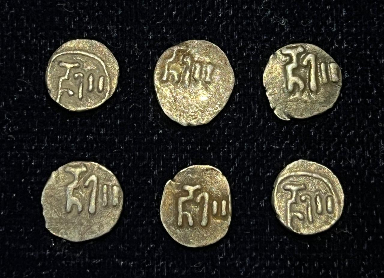 1 Tara – Harihara II | Silver - Image 2