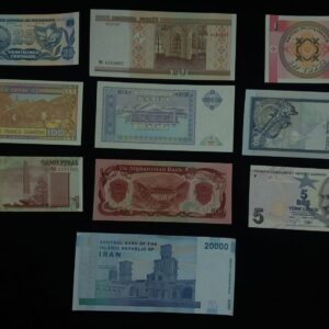 10 different foreign banknotes set – A