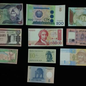 10 different foreign banknotes set – B