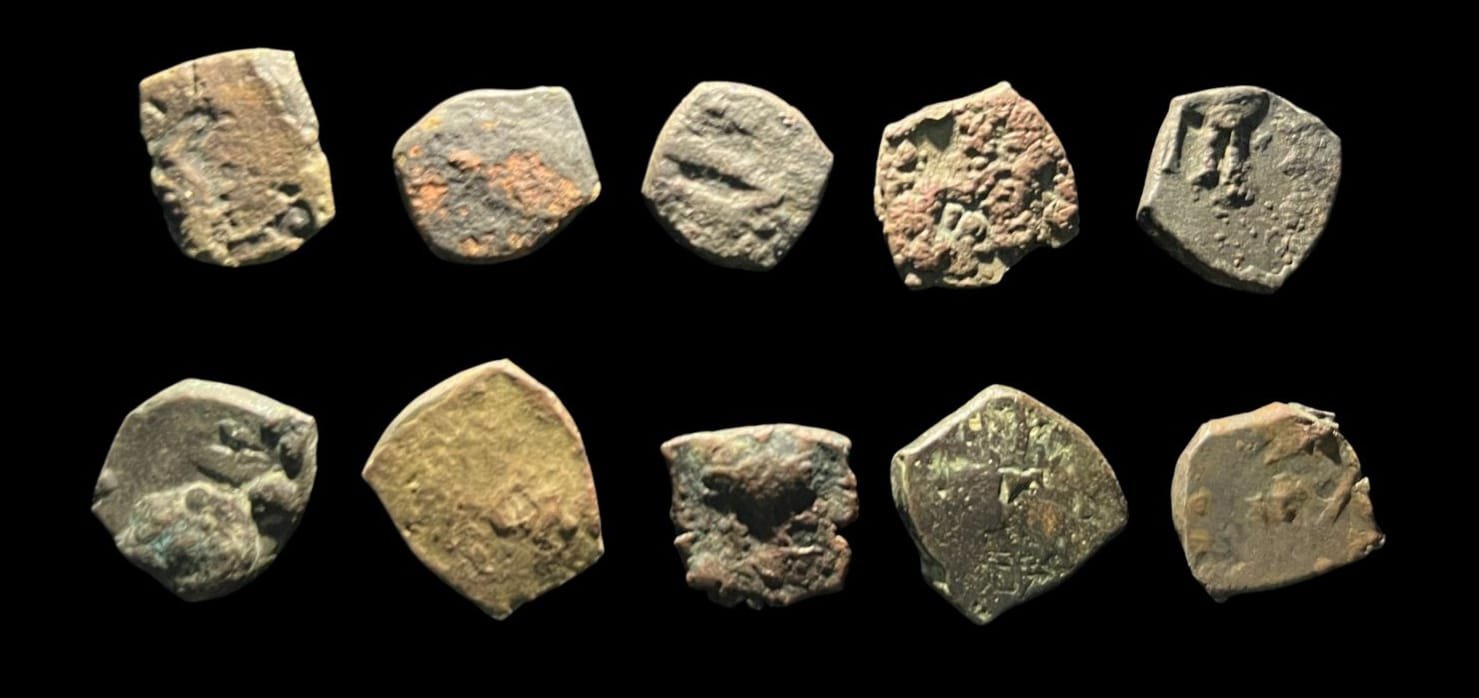 Magha Dynasty Vaisravana Copper Coin - Image 2